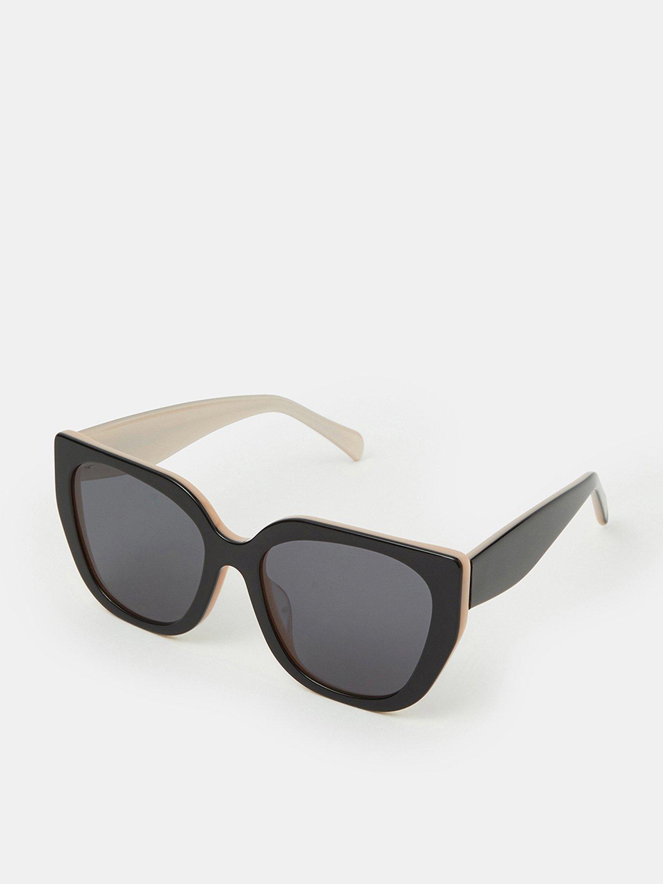 accessorize-oversized-square-sunglasses-blackfront