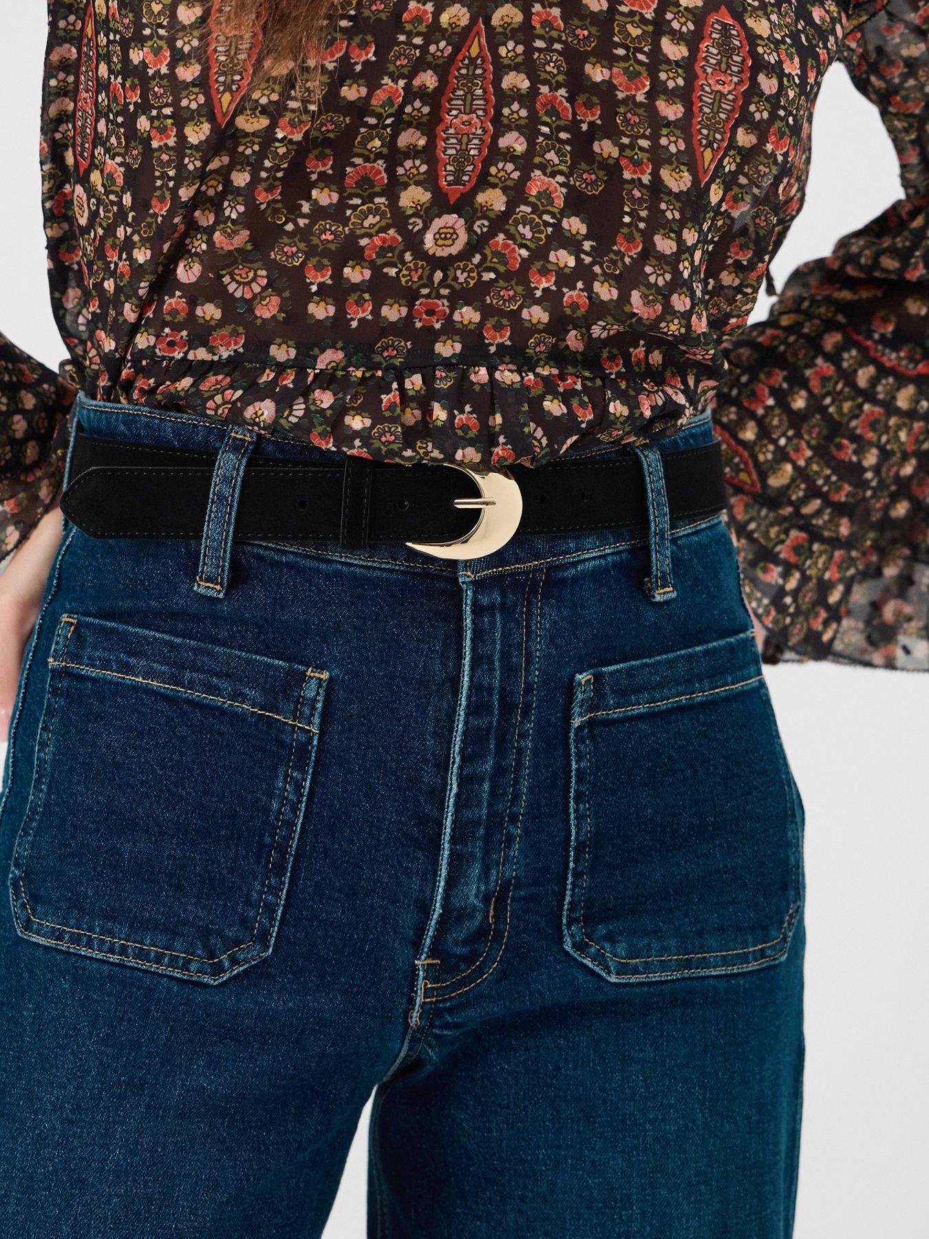 Image 2 of 3 of Accessorize Suede Buckle Belt - Black