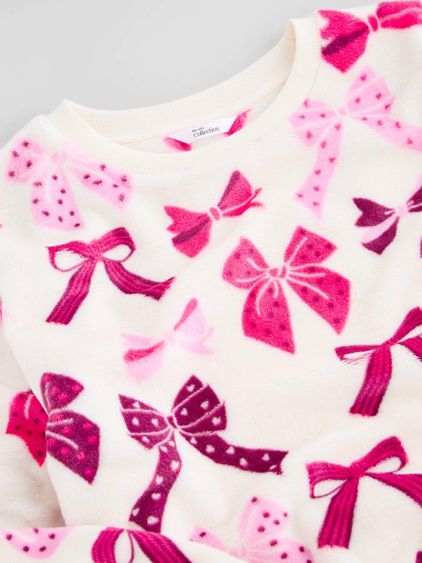 Image 4 of 6 of The Very Collection Bow Print Fleece Pyjama Set