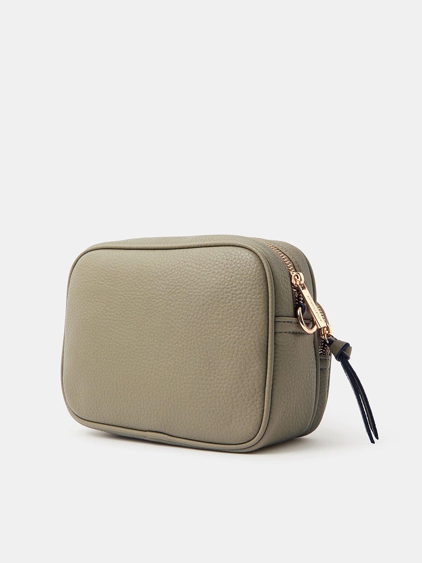 accessorize-double-zip-camera-bag-greendetail