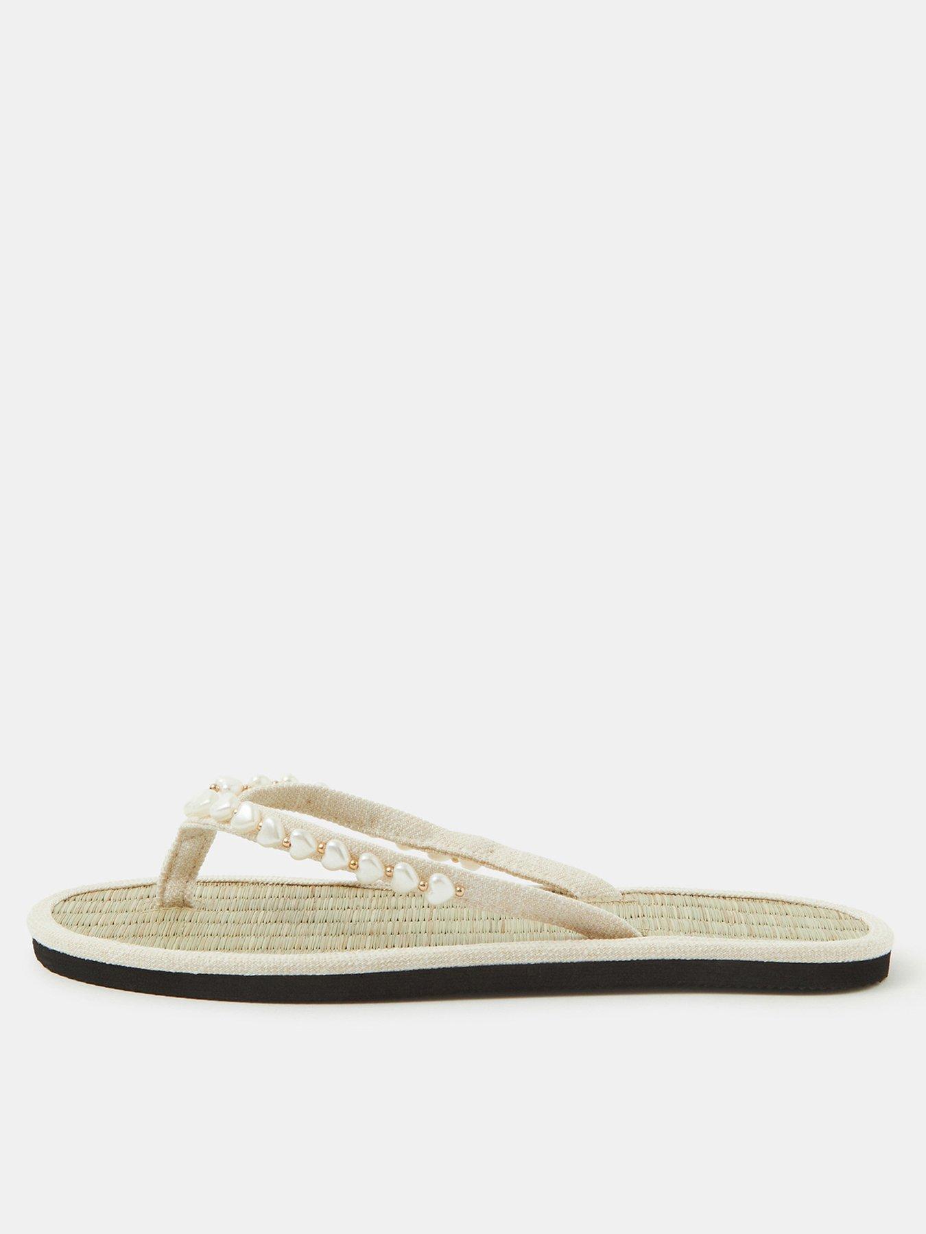 accessorize-heart-bead-seagrass-flip-flops-creamfront