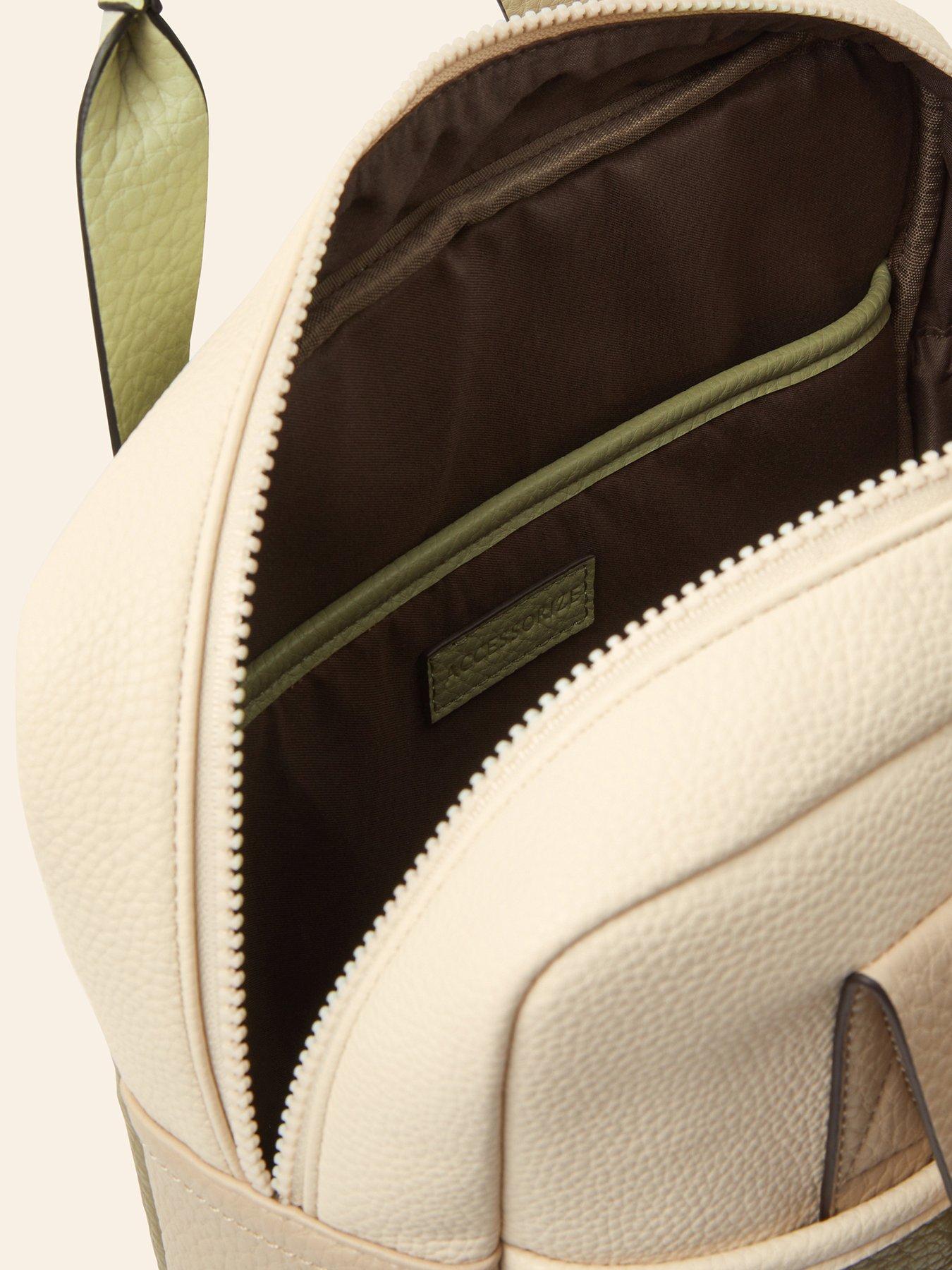 accessorize-faux-leather-backpackoutfit