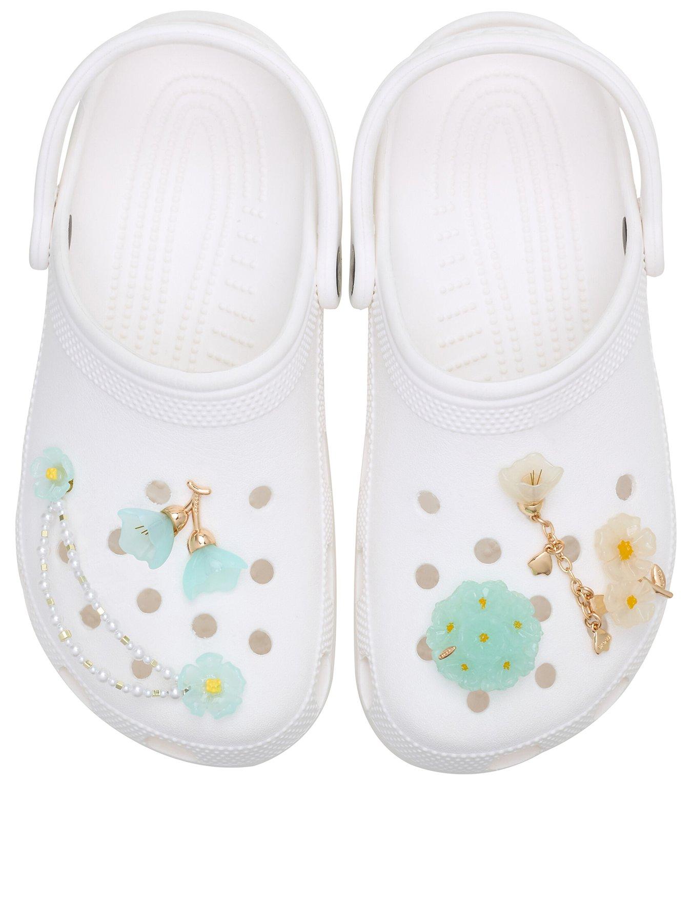 Image 3 of 4 of Crocs Dainty Floral 5 Pack - Blue