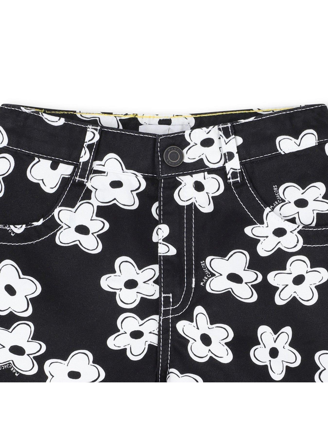 marc-jacobs-girls-daisy-denim-shorts-blackoutfit