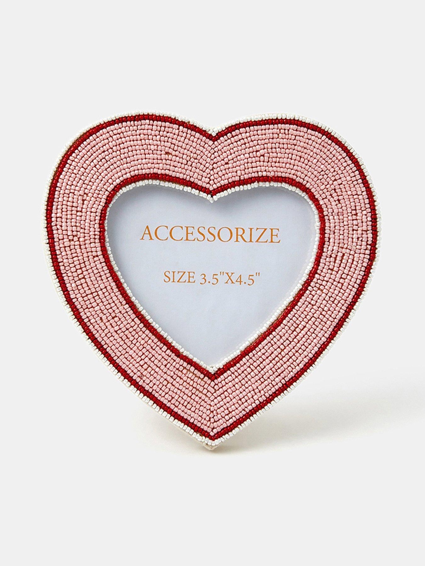 accessorize-heart-beaded-photo-frame-35-x-45-red