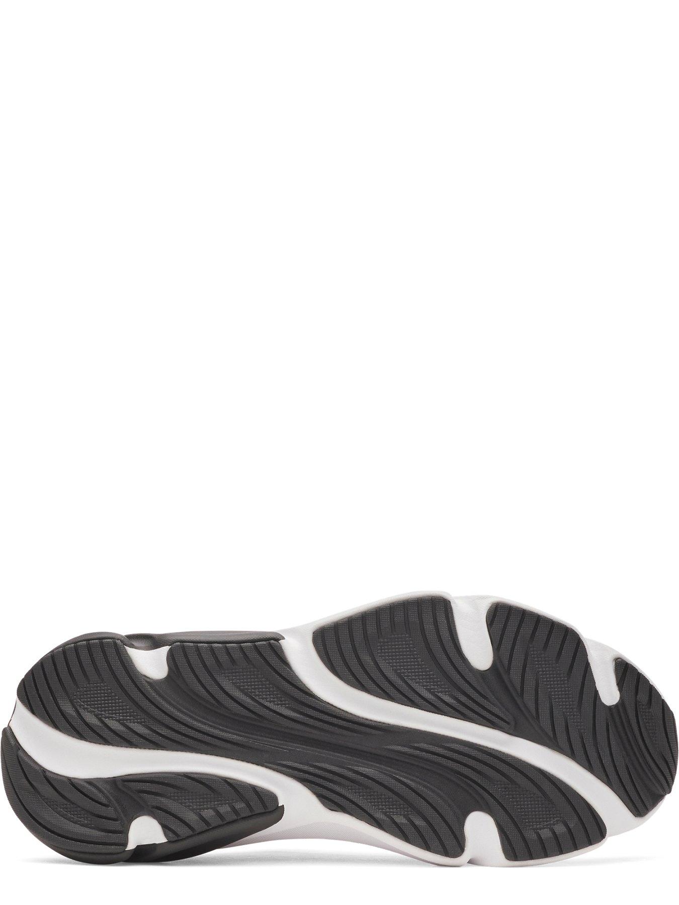 under-armour-womens-running-rogue-trainers-blackdetail