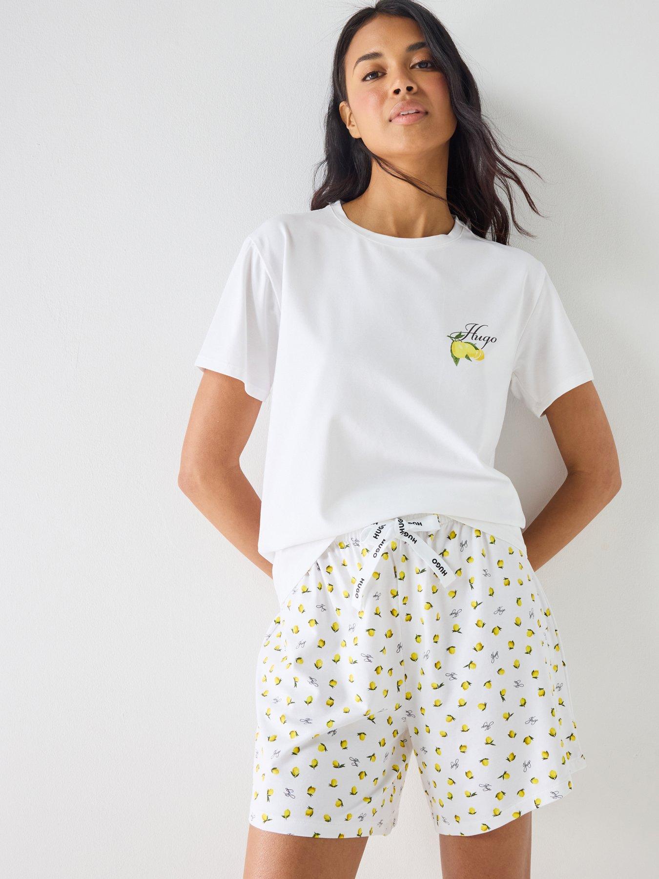 HUGO Casual Shorts - Yellow