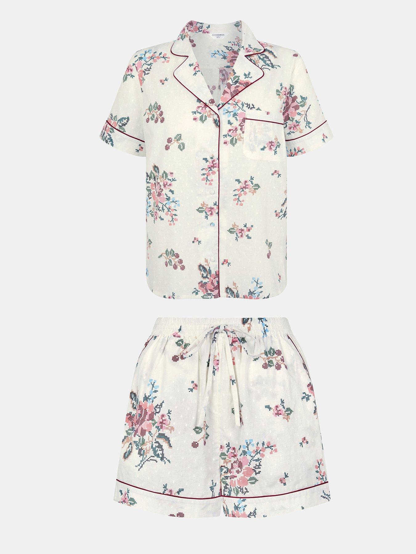 accessorize-floral-print-cotton-shorts-pyjamas-set-creamdetail