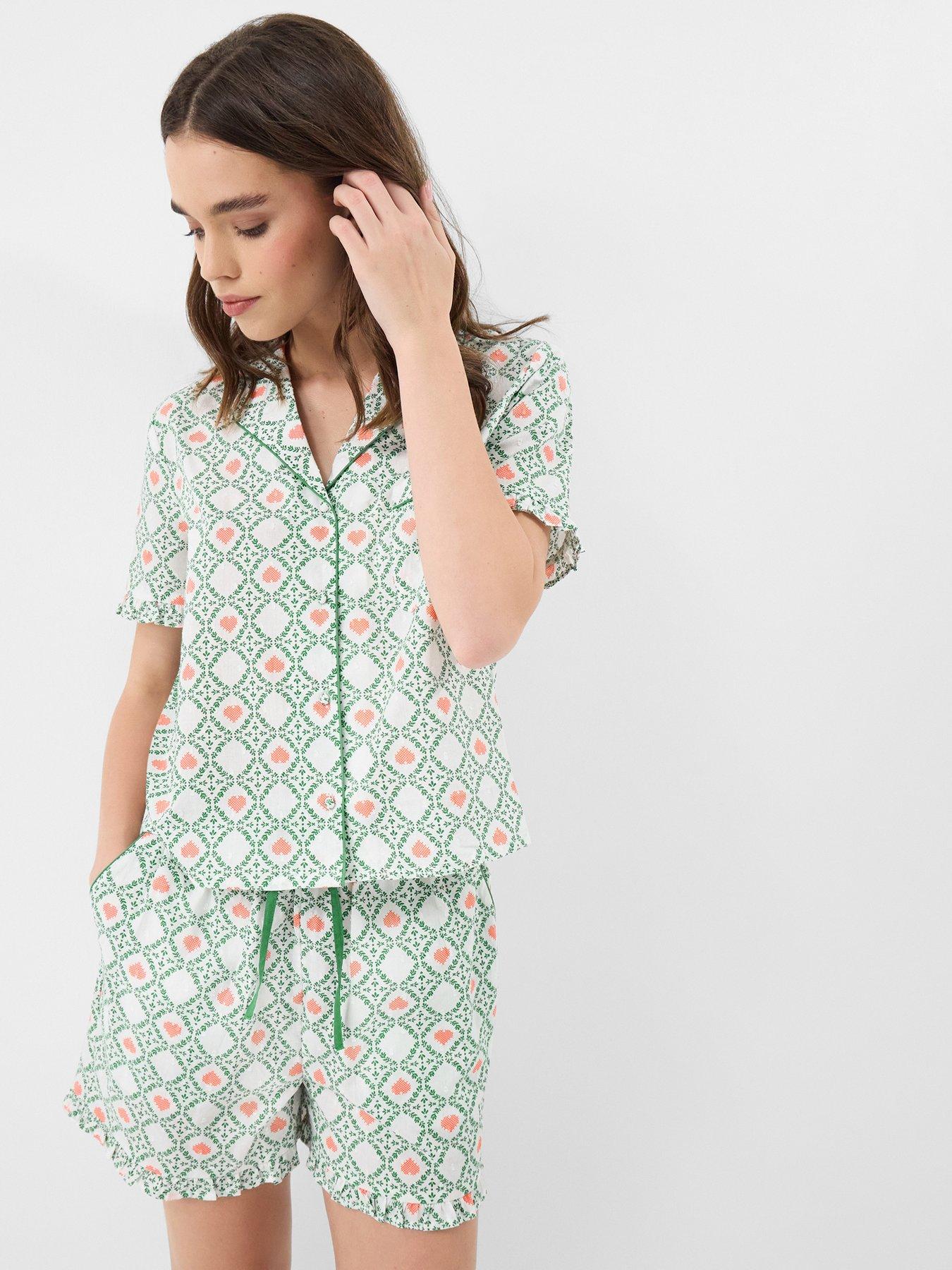 accessorize-heart-print-ruffle-shorts-pyjama-set-cream-amp-greenfront