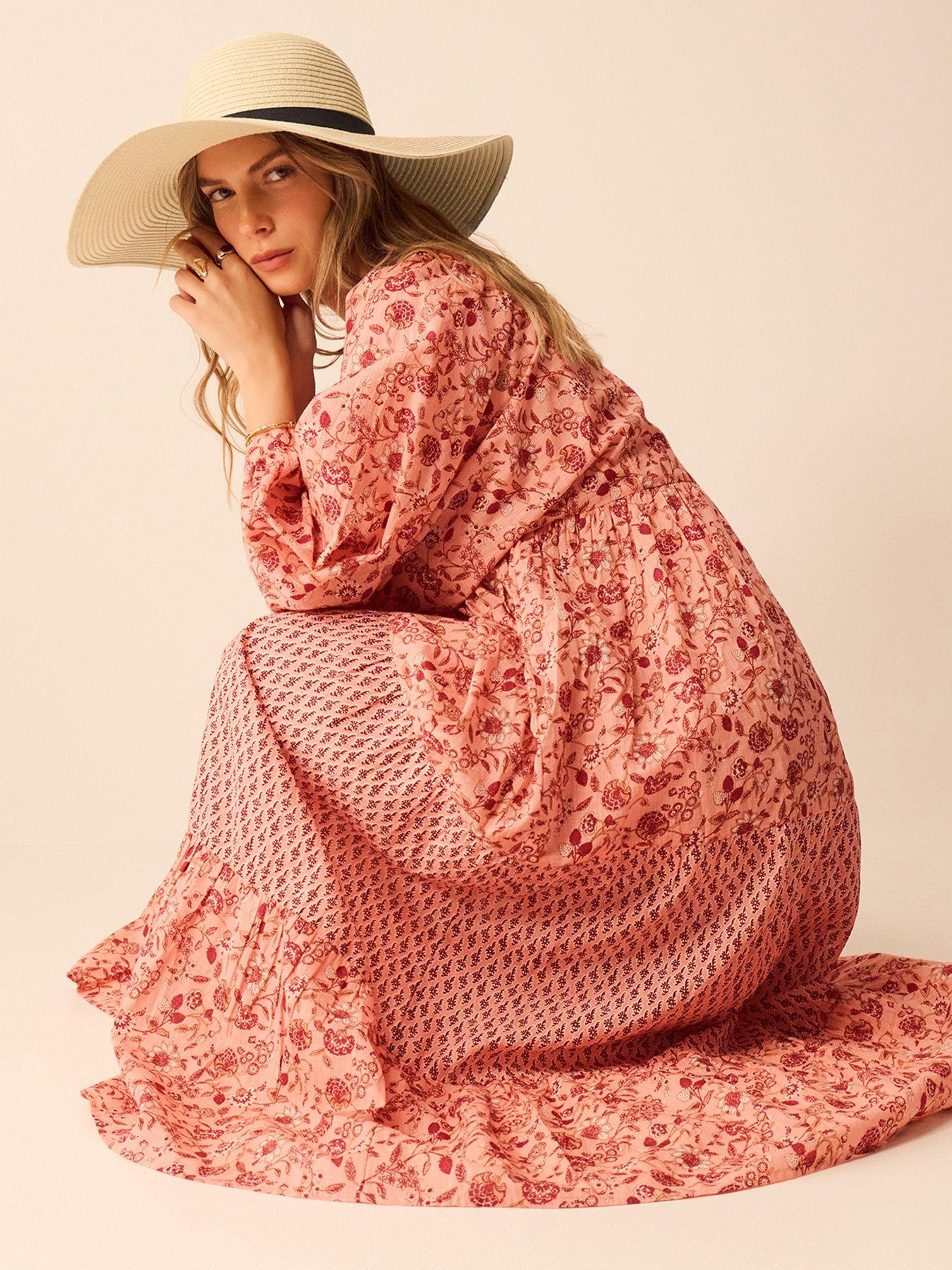 accessorize-floral-print-maxi-dress-pinkoutfit
