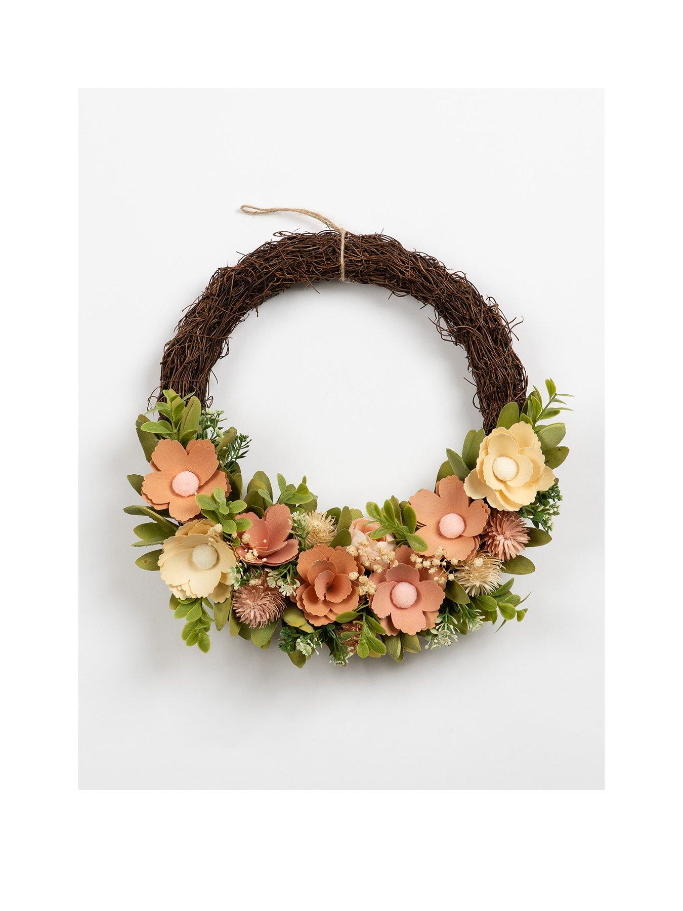 scottish-everlastings-35cm-peach-wood-shave-half-wreathstillFront