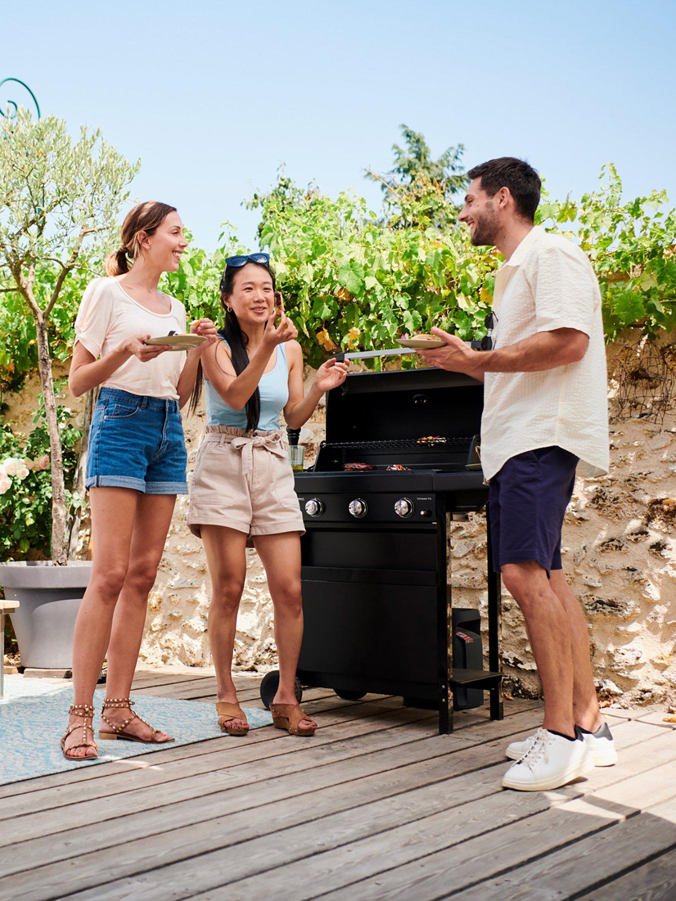 campingaz-3-series-compact-ls-gas-bbqfront