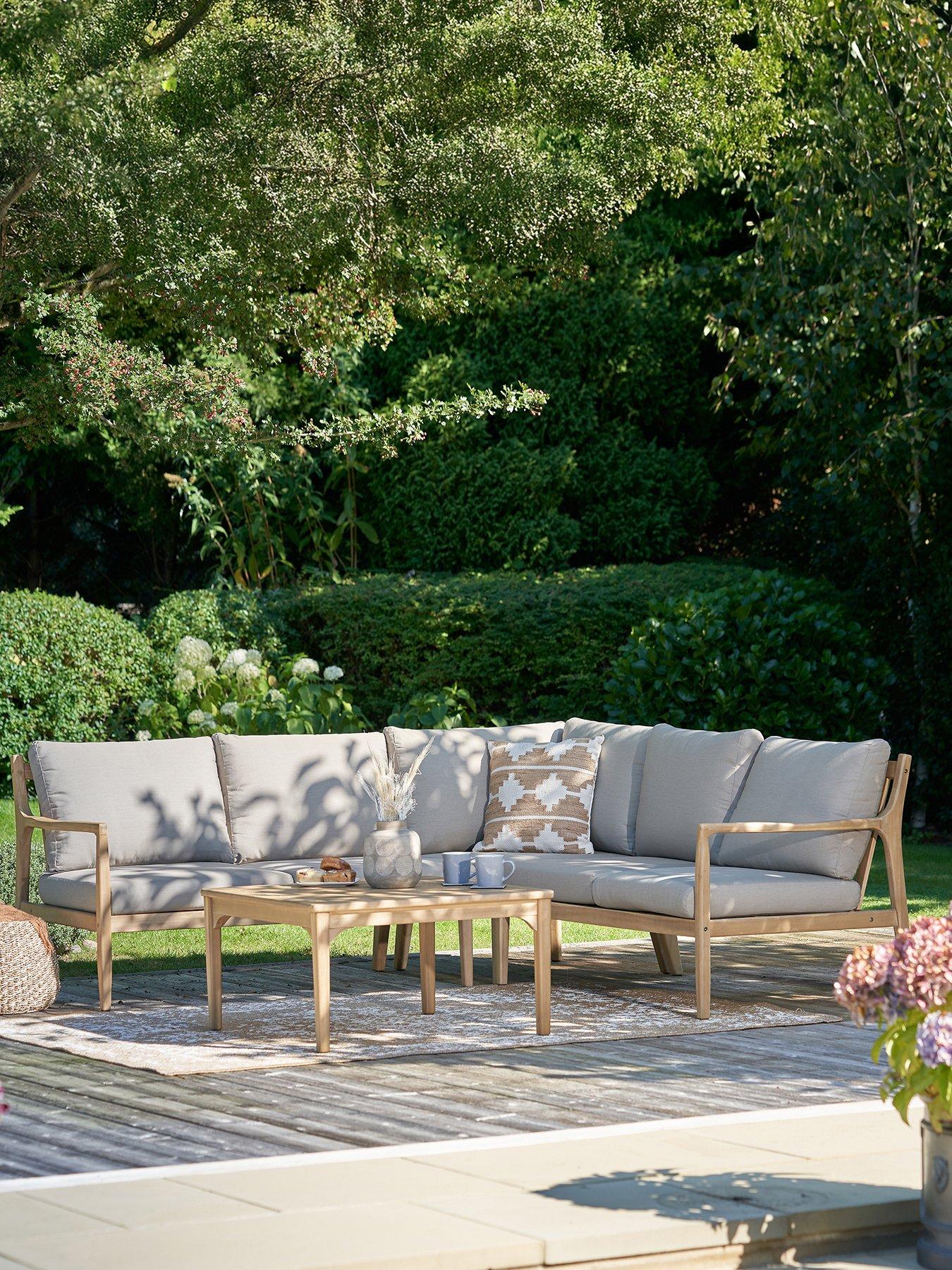 pacific-malta-outdoor-corner-seating-setfront