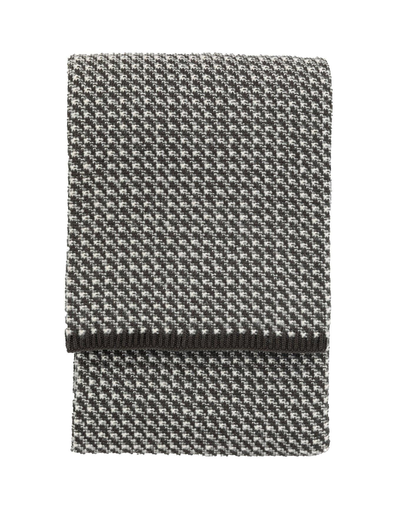 gallery-cross-knit-throw-grey-1300x1700mmstillFront