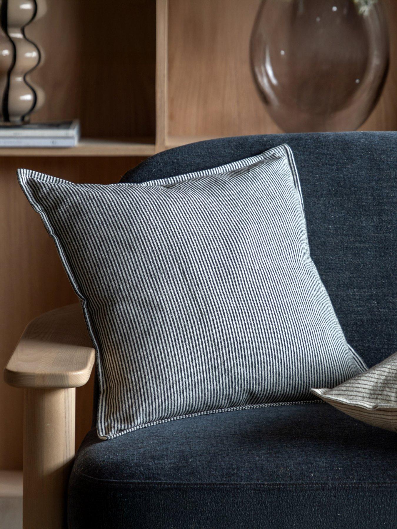 gallery-direct-yarn-dyed-stripe-oxford-edge-cushionfront