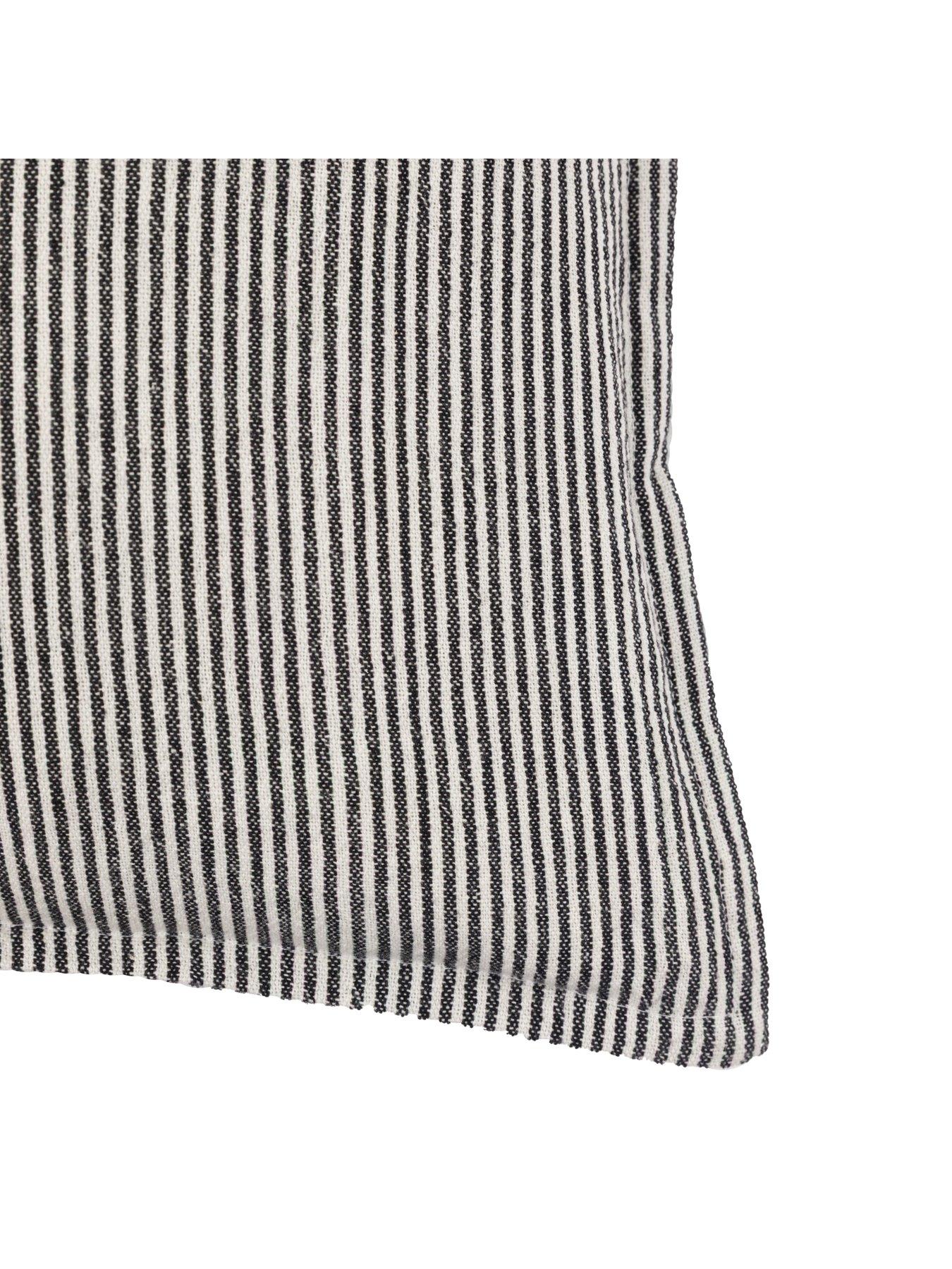 gallery-direct-yarn-dyed-stripe-oxford-edge-cushionoutfit