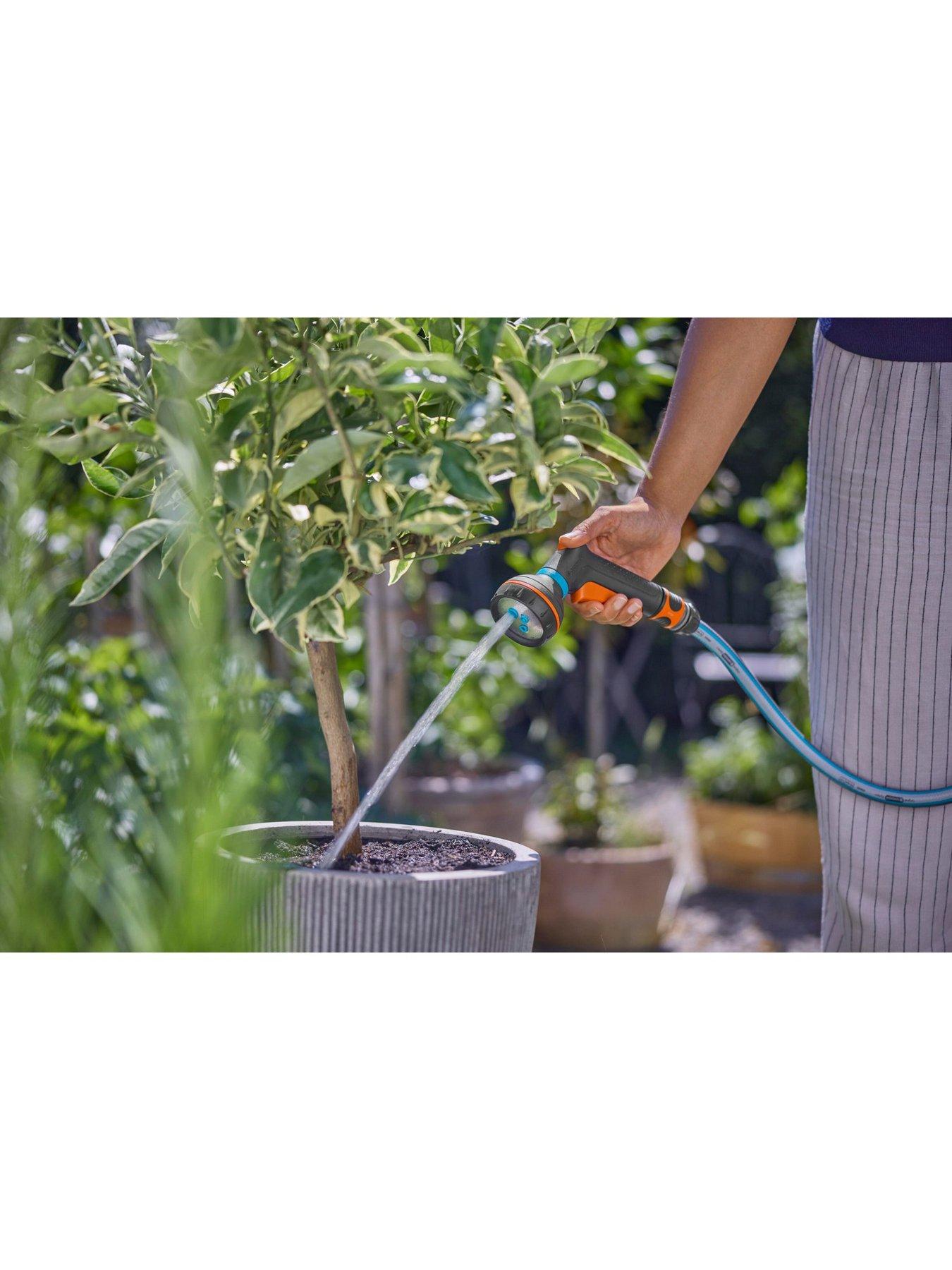 gardena-classic-multi-sprayer-free-connectordetail