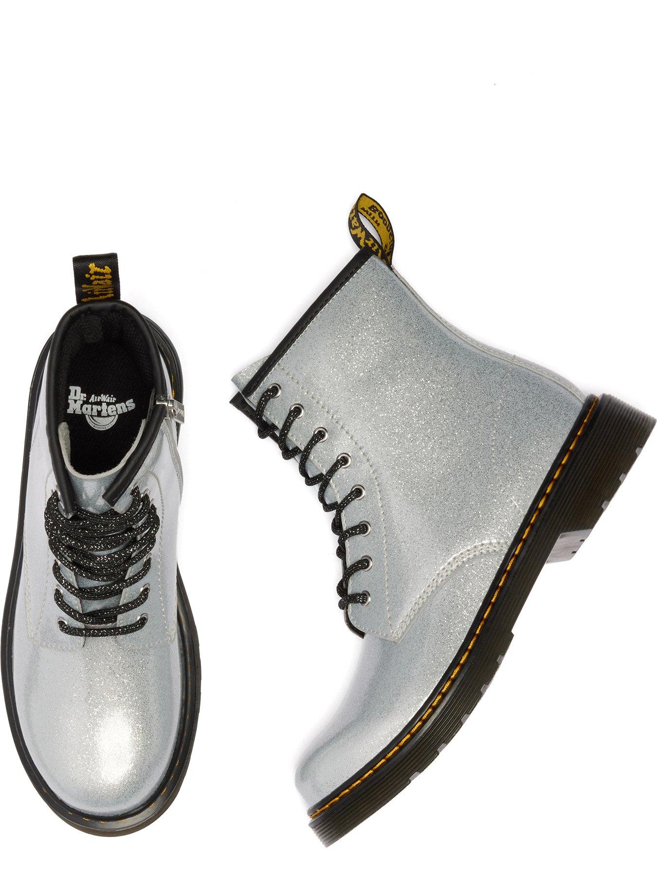 dr-martens-youth-1460-glitter-lace-up-boot-silveroutfit