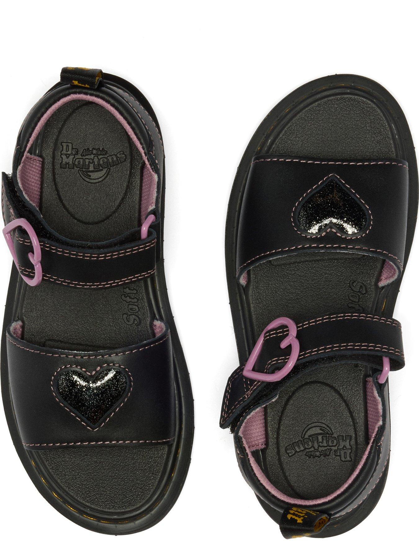 dr-martens-junior-marlowe-hearts-ii-j-sandal-black-lucidonebula-glitteroutfit