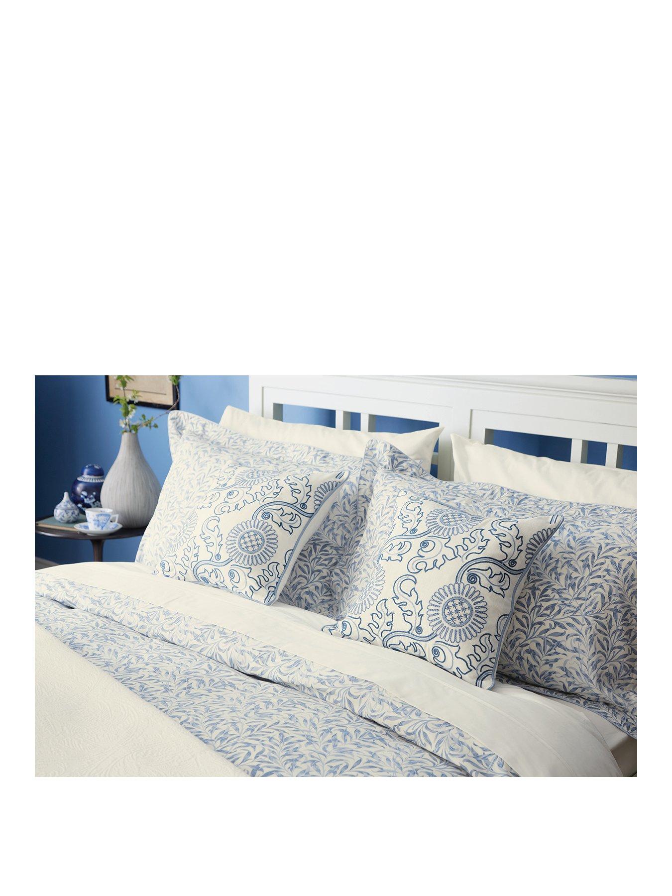morris-co-willow-bough-cover-set-ks-china-bluestillFront