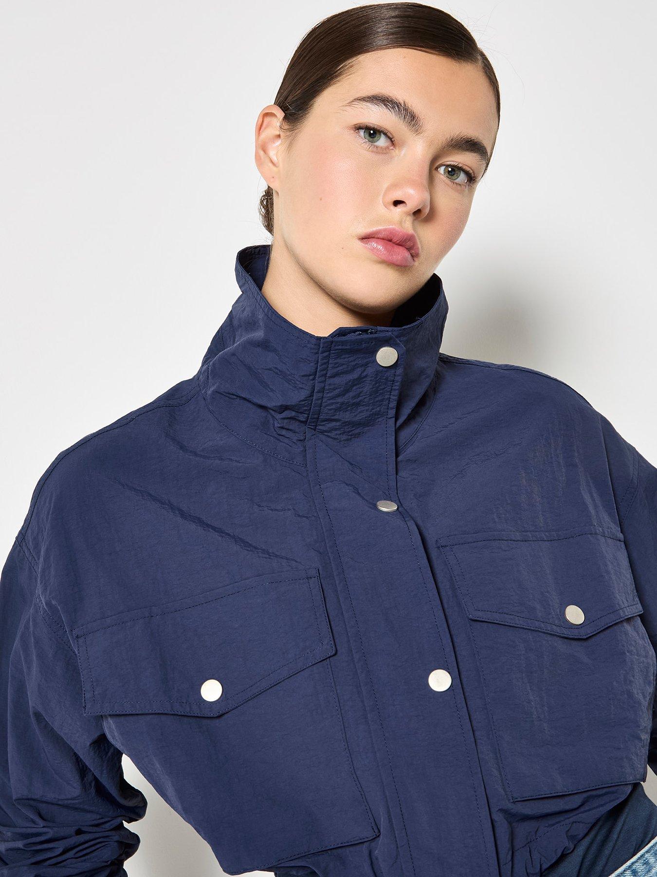 apricot-sporty-cropped-jacket-blue