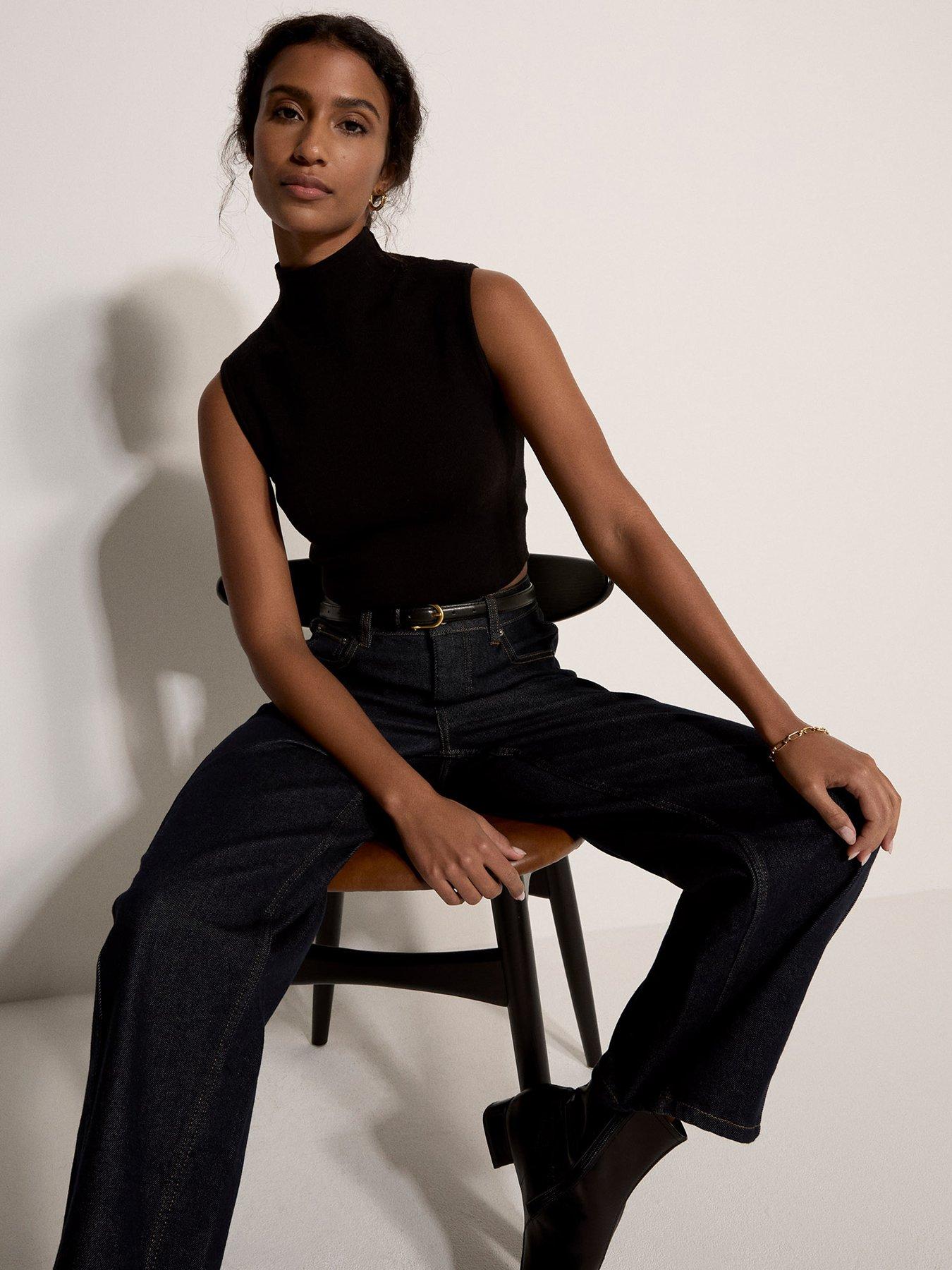 apricot-apricot-high-neck-simple-knit-crop-topfront