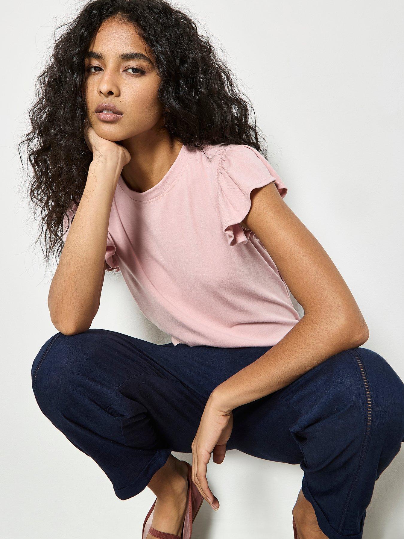 apricot-fine-rib-ruffle-t-shirt-pinkback