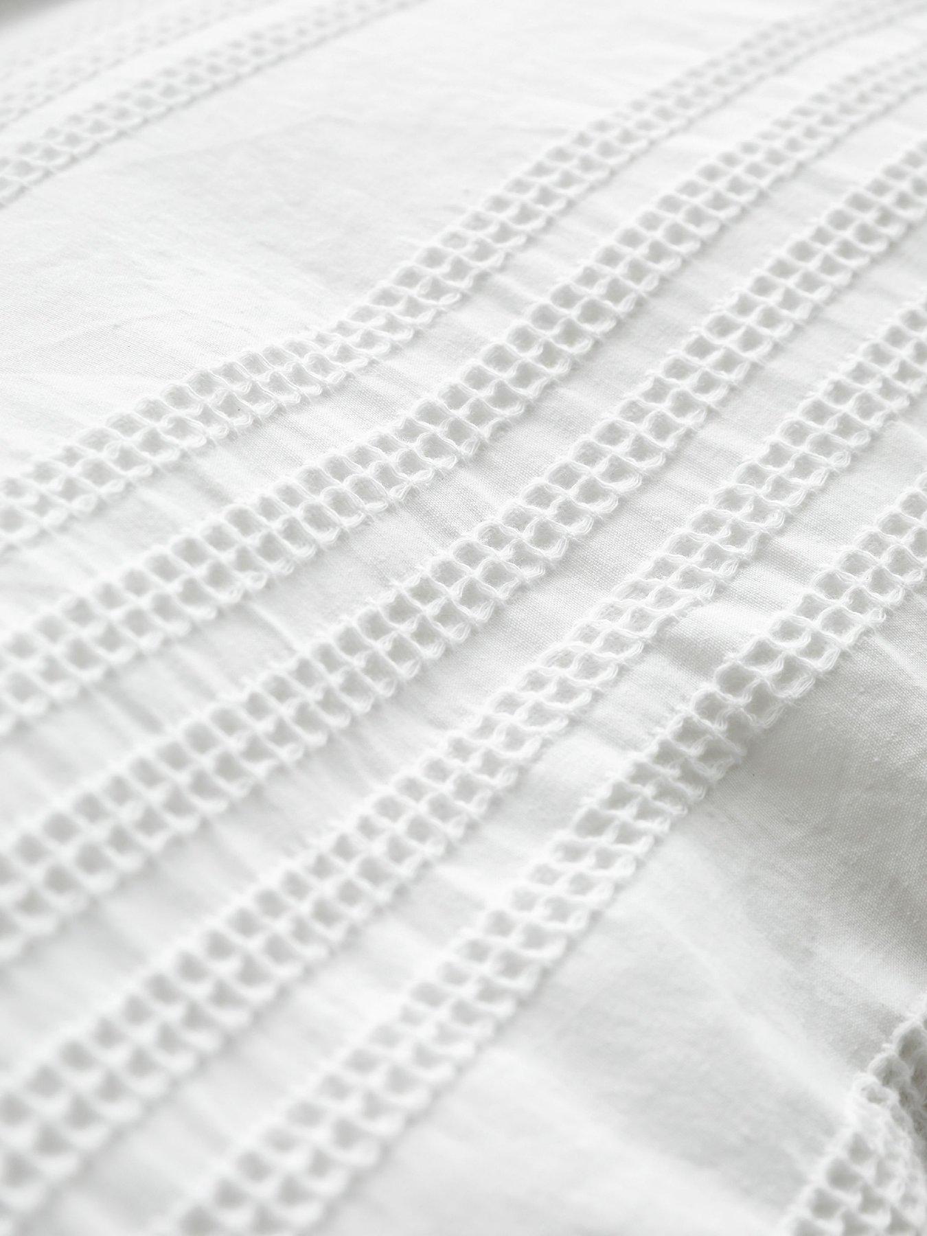 bianca-waffle-cotton-stripe-100-cotton-duvet-set-whitedetail