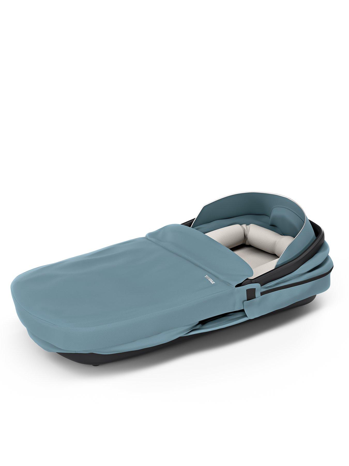 Image 4 of 7 of THULE Bassinet Mid blue
