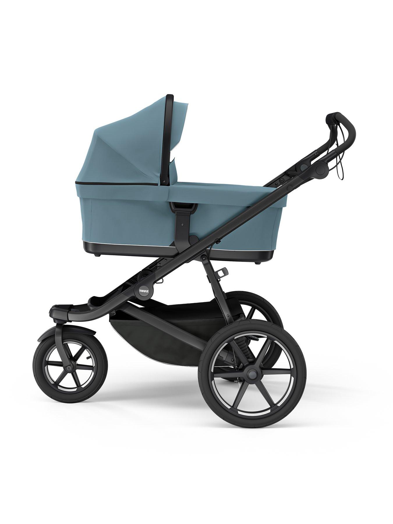 thule-bassinet--nbspmid-bluedetail