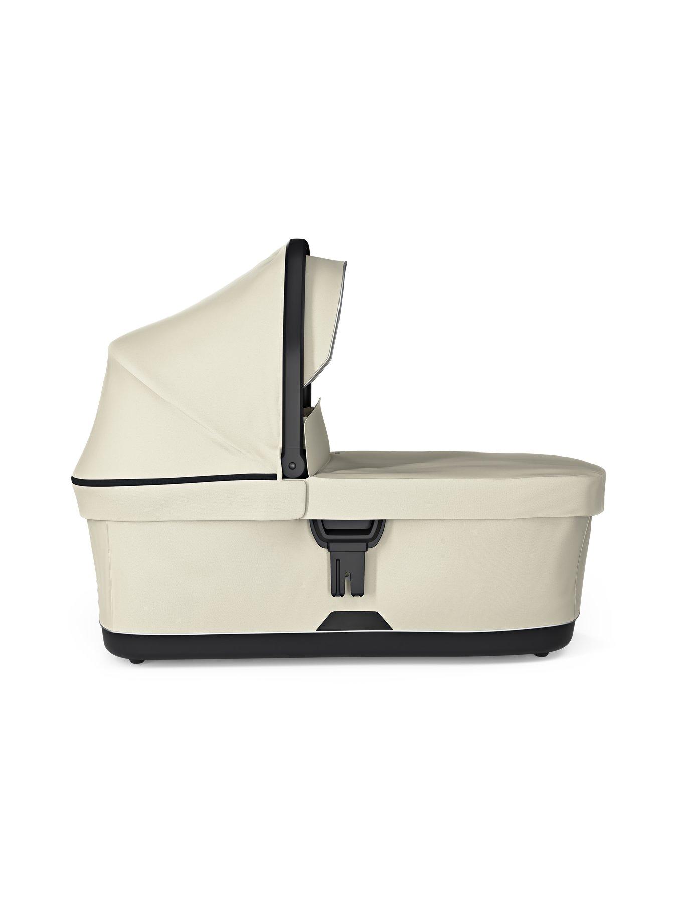 thule-bassinet--nbspsoft-beigestillFront