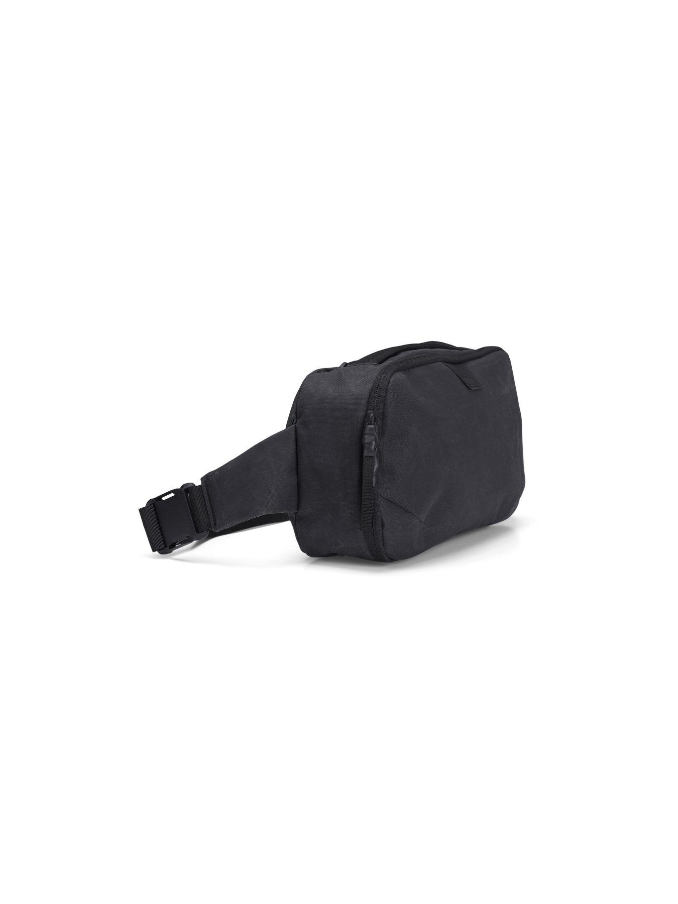 Image 3 of 3 of THULE Thule Aion Changing backpack, black