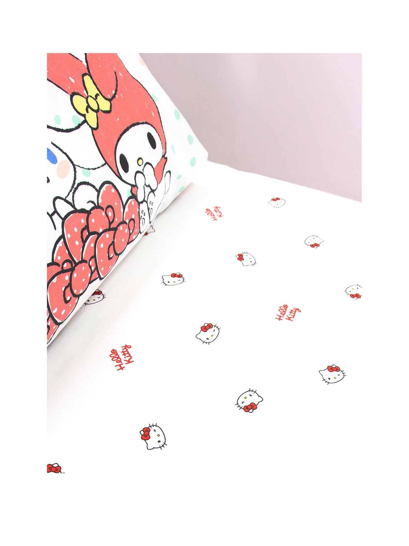 hello-kitty-hello-kitty-sleepover-fitted-sheetstillFront