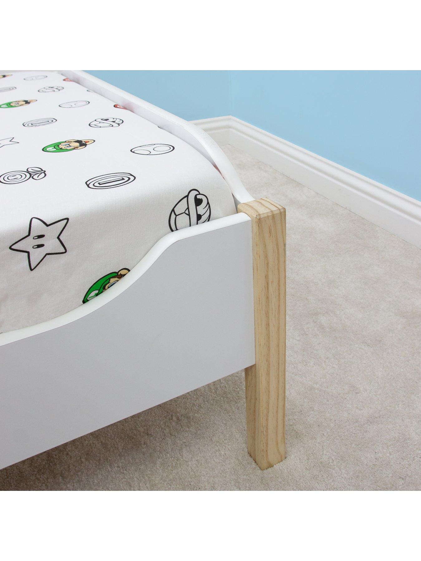 Image 3 of 6 of Nintendo Nintendo Pair Fitted Sheet- Single