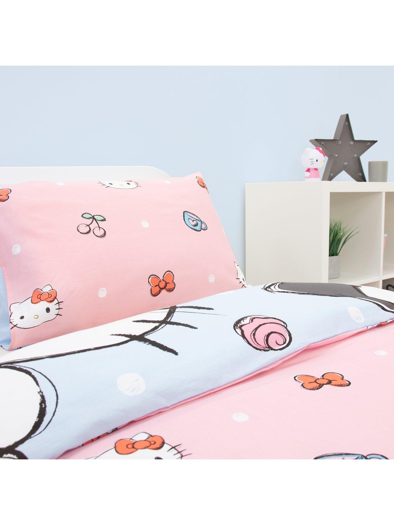 Image 4 of 7 of Hello Kitty Hello Kitty Sugar Panel Duvet- Single