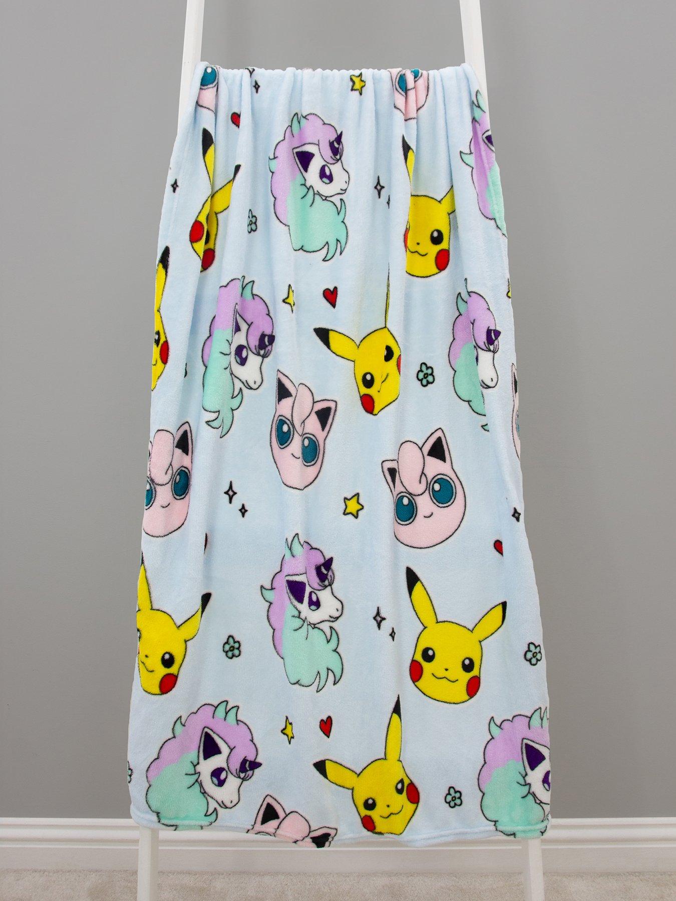 pokemon-pokemon-spirit-rotary-fleece-blanketfront