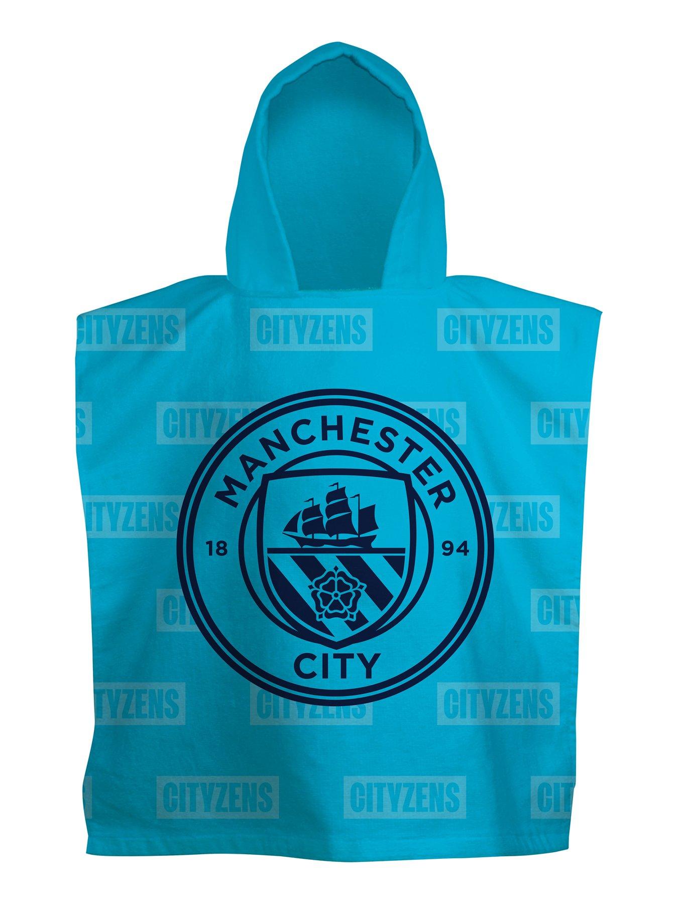 manchester-united-man-city-boots-poncho