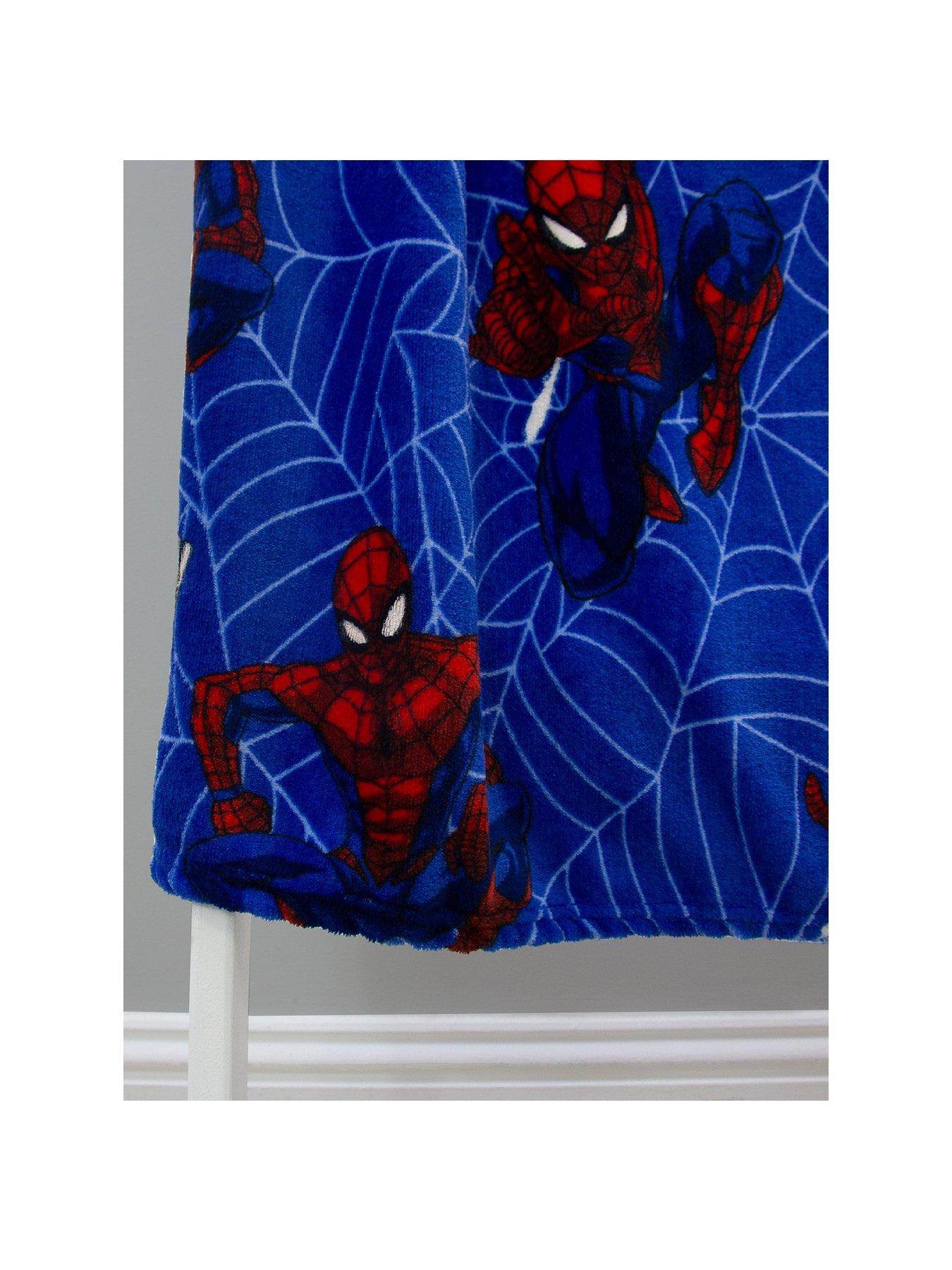 spiderman-adventure-fleece-blanketstillFront