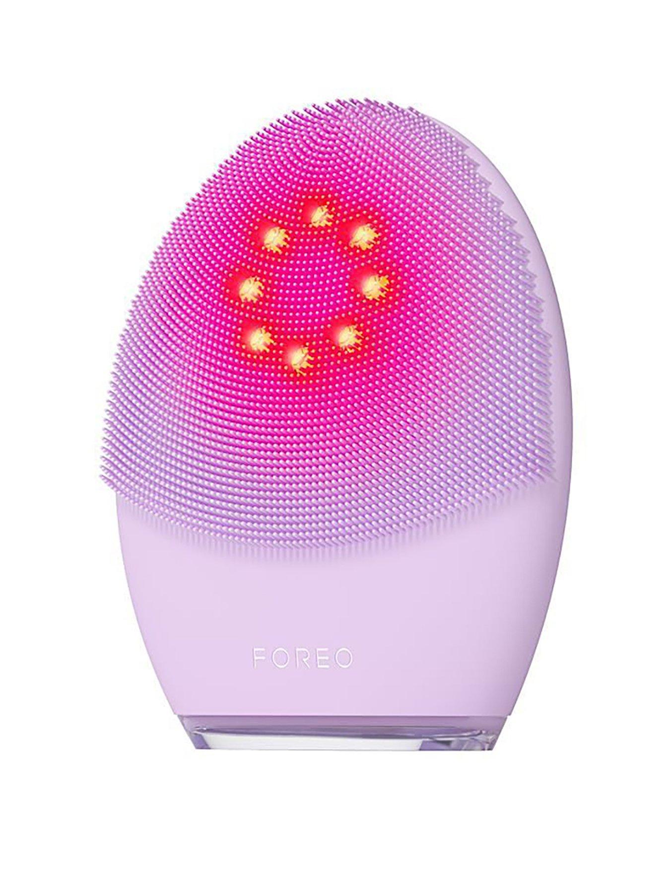 foreo-luna-4-plus-facial-cleansing-device-microcurrent-red-light-therapy-sensitive-skinfront