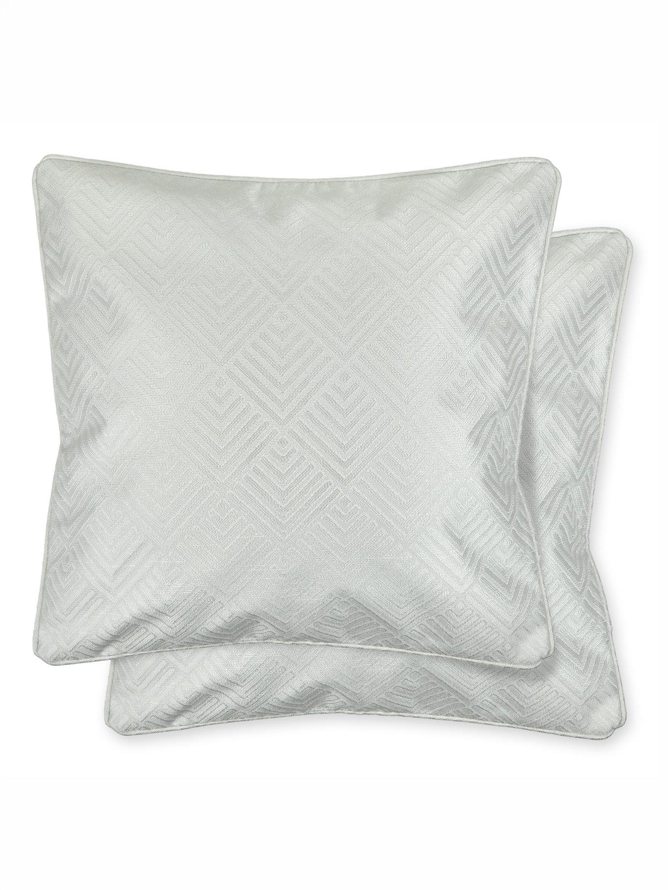 The Very Collection Sorrento Ultra Jacquard Filled Cushion