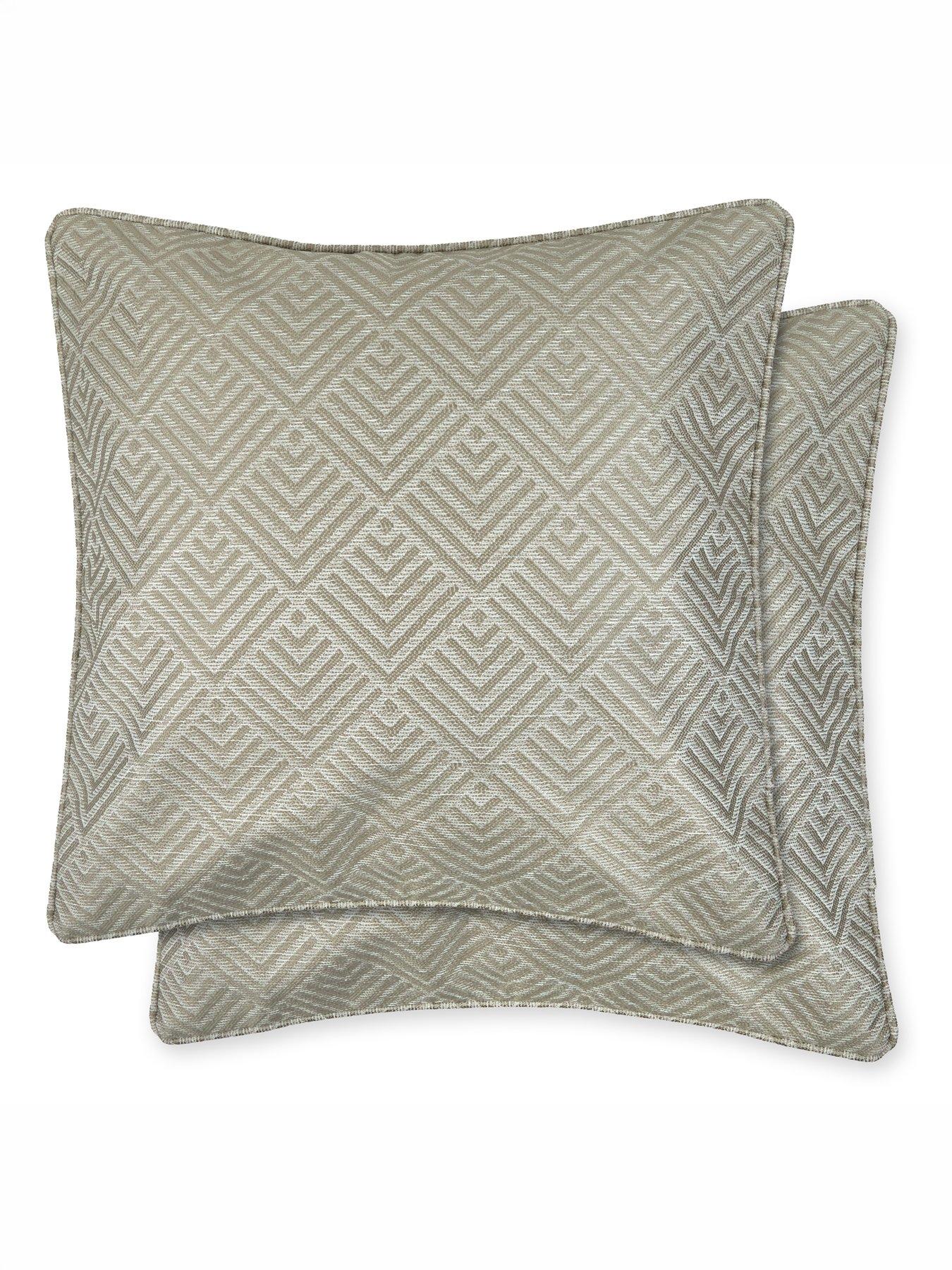The Very Collection Sorrento Ultra Jacquard Filled Cushion
