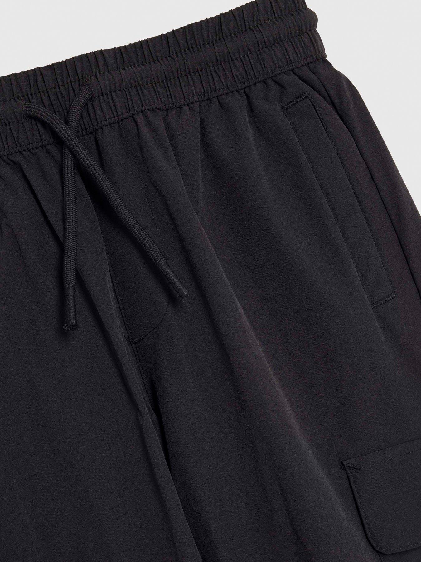 river-island-older-boys-zip-cargo-trousers-blackoutfit