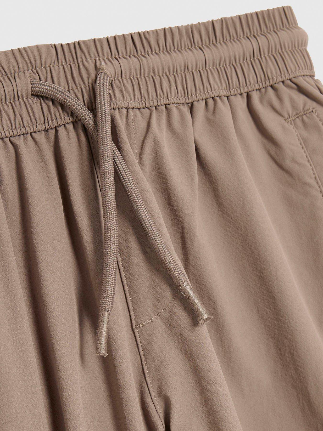 river-island-older-boys-zip-cargo-trousers-beigeoutfit