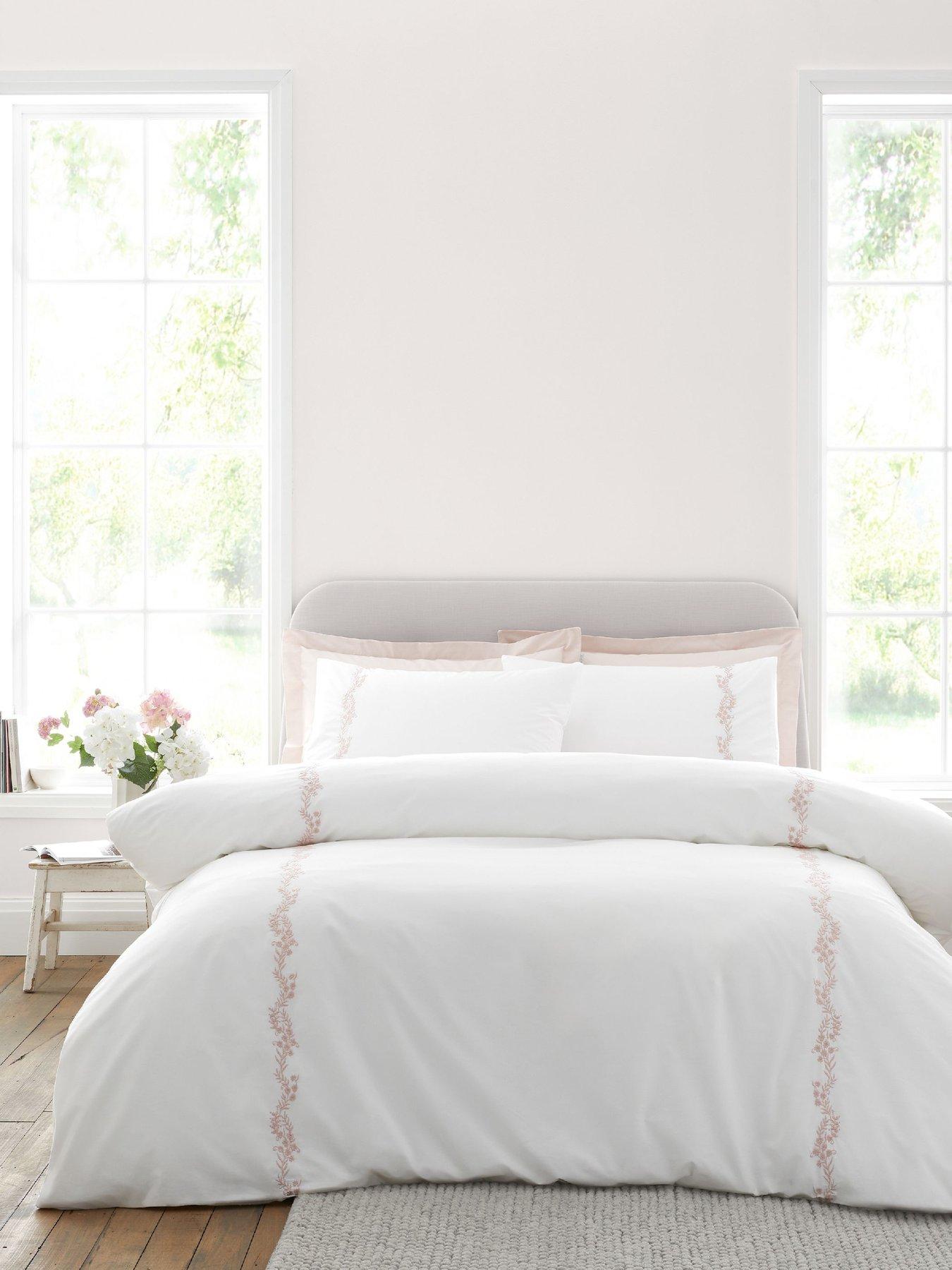 bianca-camille-embroidered-floral-100-cotton-duvet-set-white-pink
