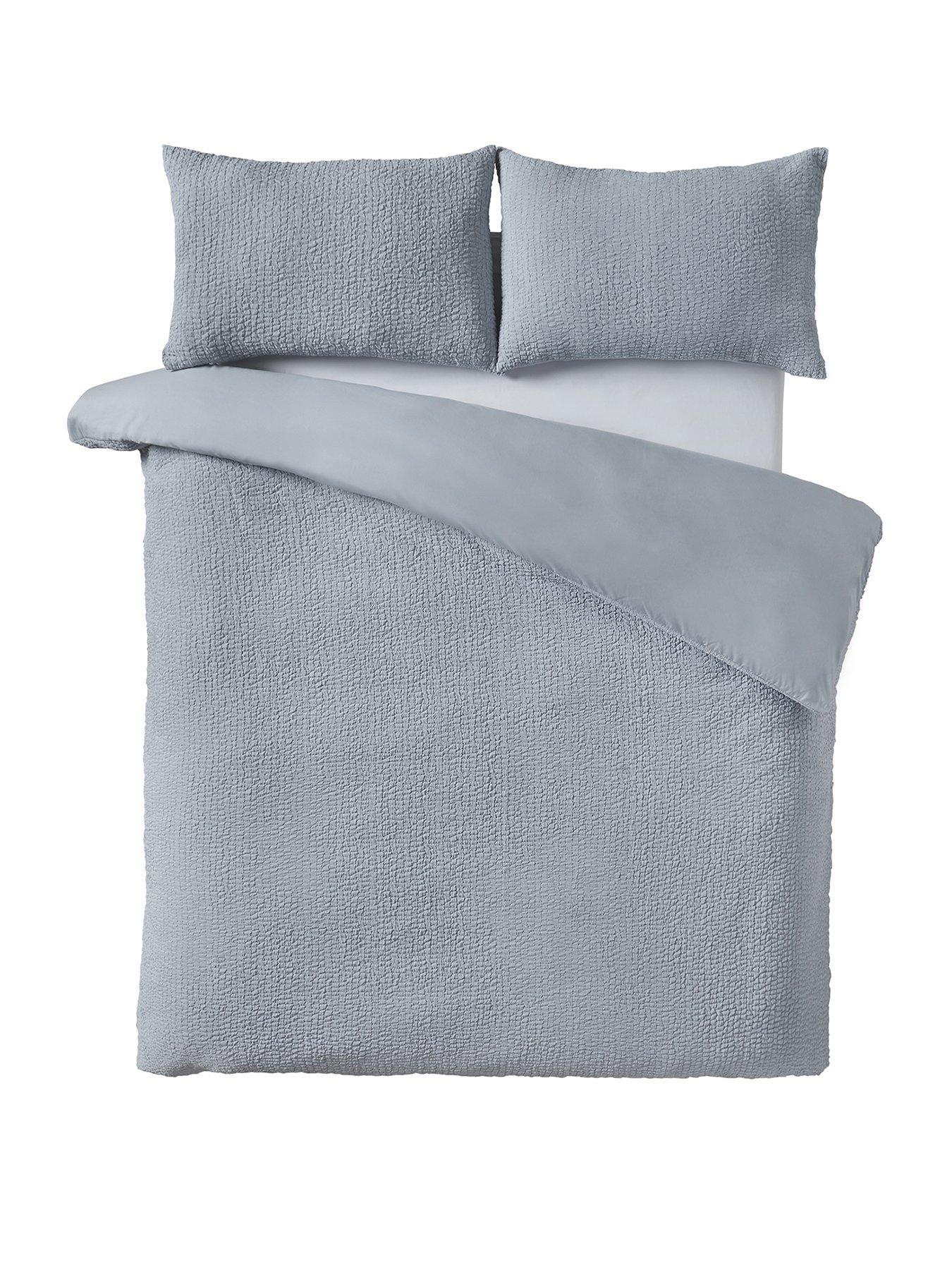 catherine-lansfield-crinkle-seersucker-duvet-setstillFront