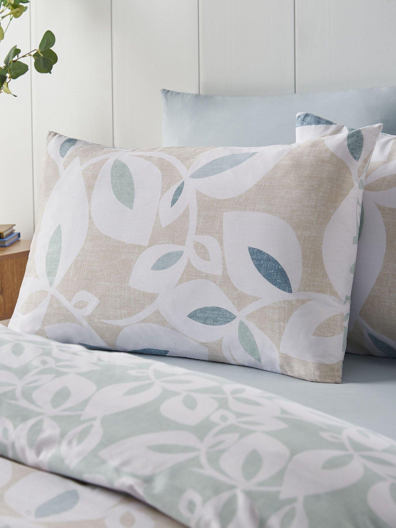 Image 4 of 5 of Catherine Lansfield Inga Leaf Duvet Set Natural