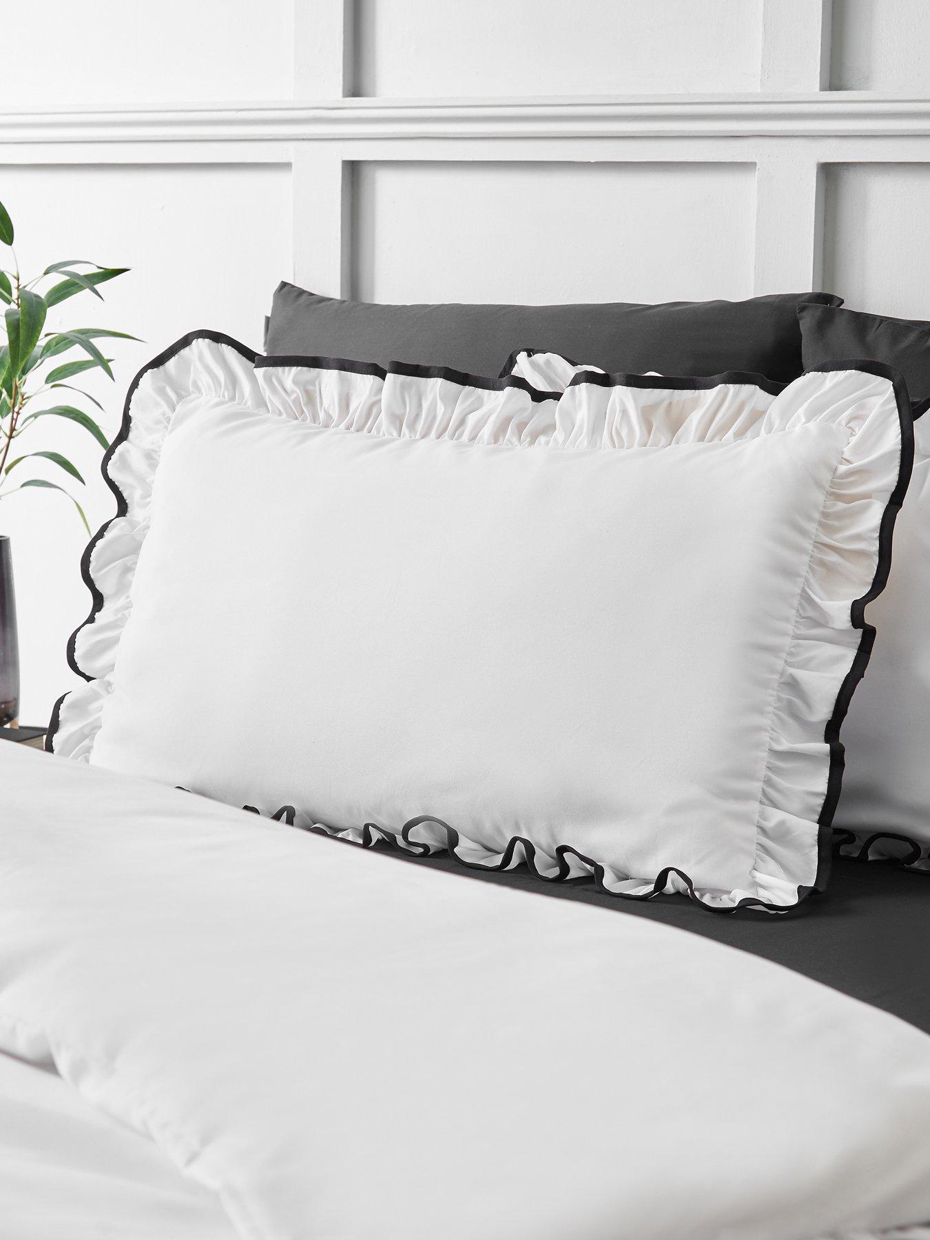 catherine-lansfield-so-soft-mono-frill-duvet-setback