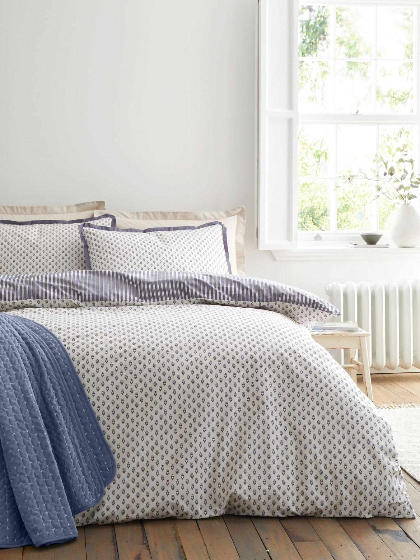 bianca-amelie-100-cotton-duvet-set-bluedetail
