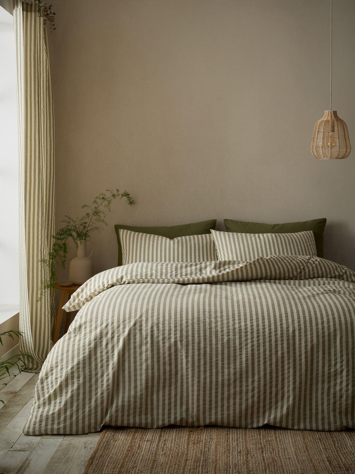 Image 3 of 6 of Pineapple Elephant Cotton Rich Woven Stripe Duvet Set Green