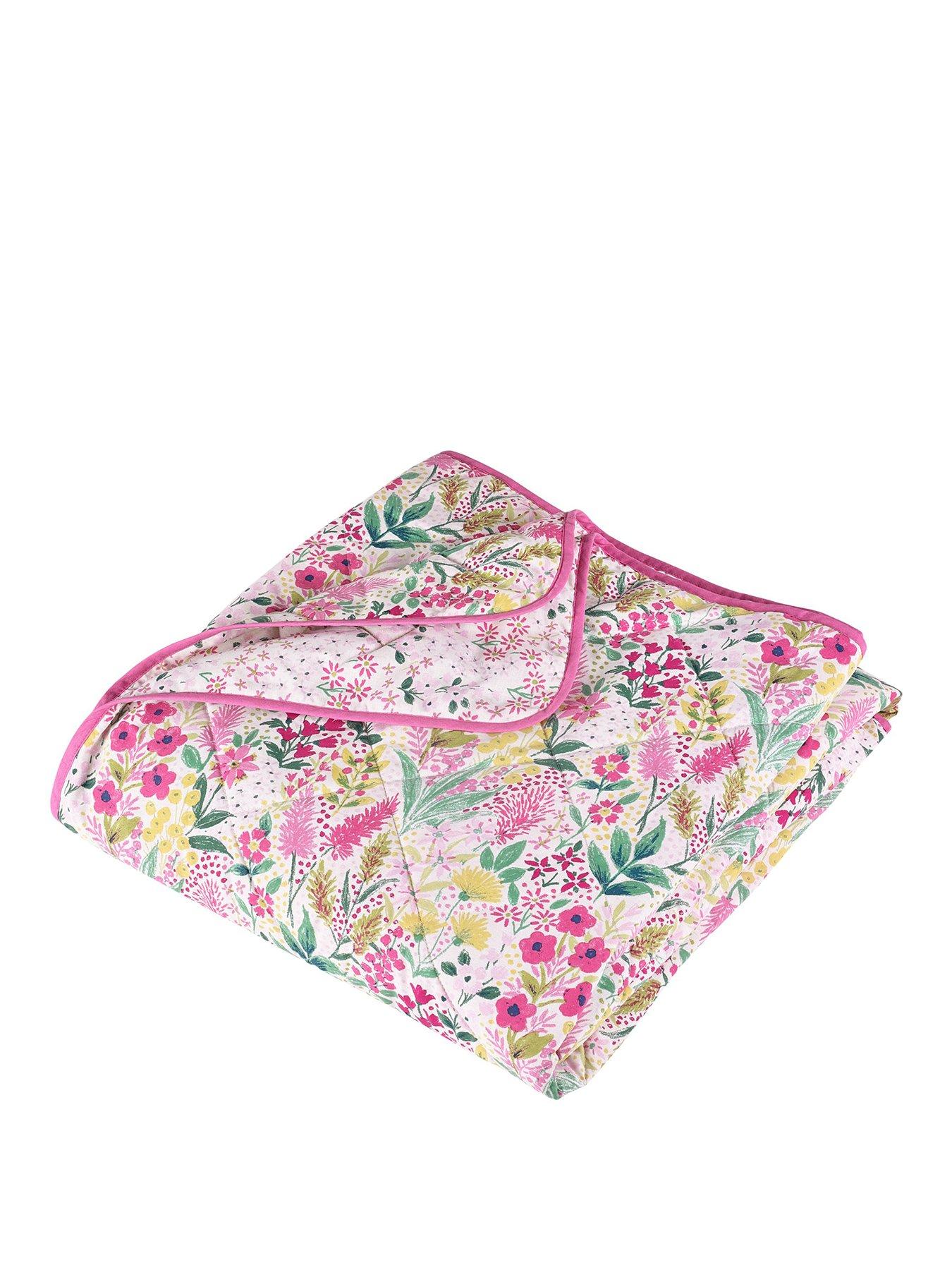 catherine-lansfield-tilly-floral-bedspread-220x230stillFront